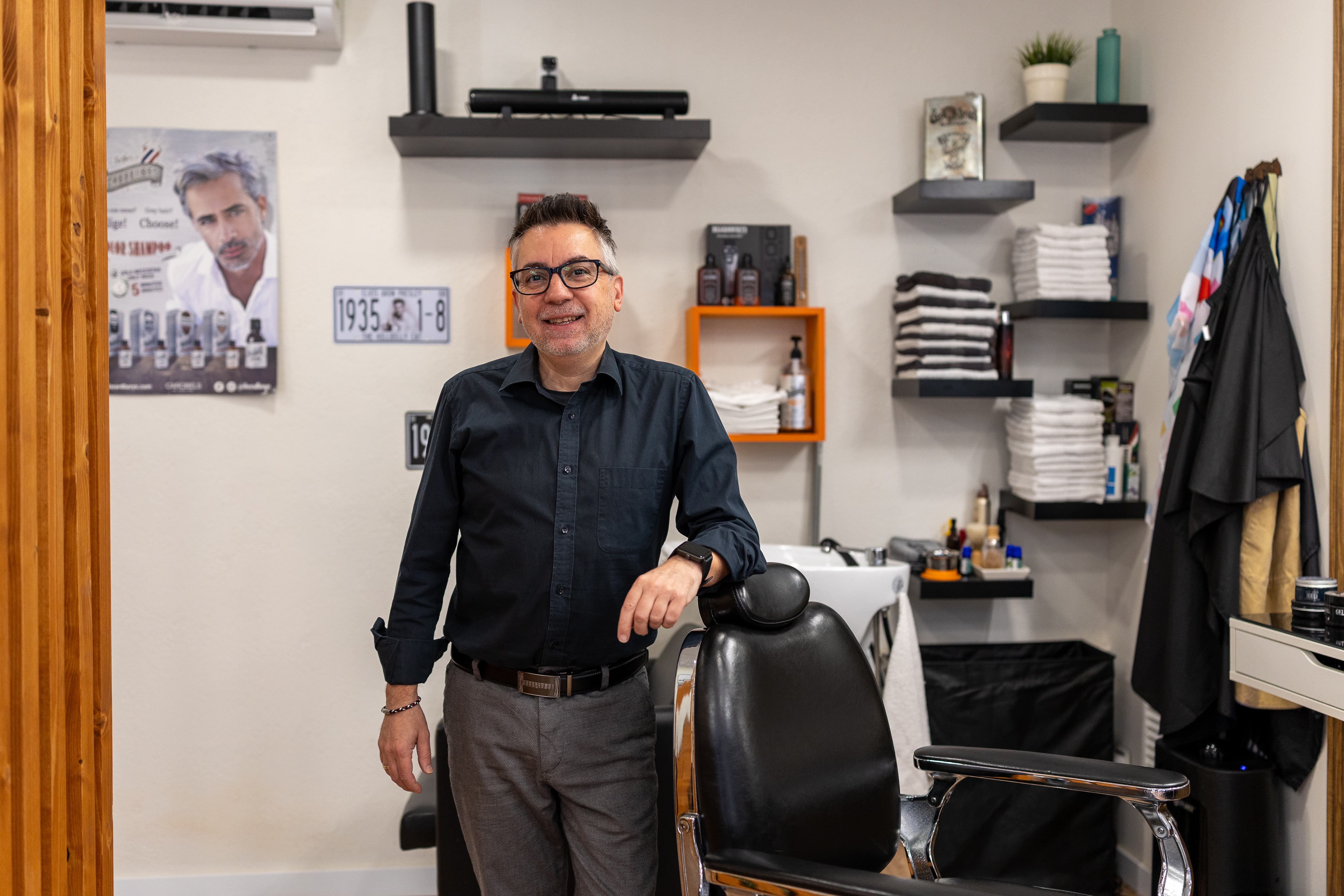 Albert X Home Barberia